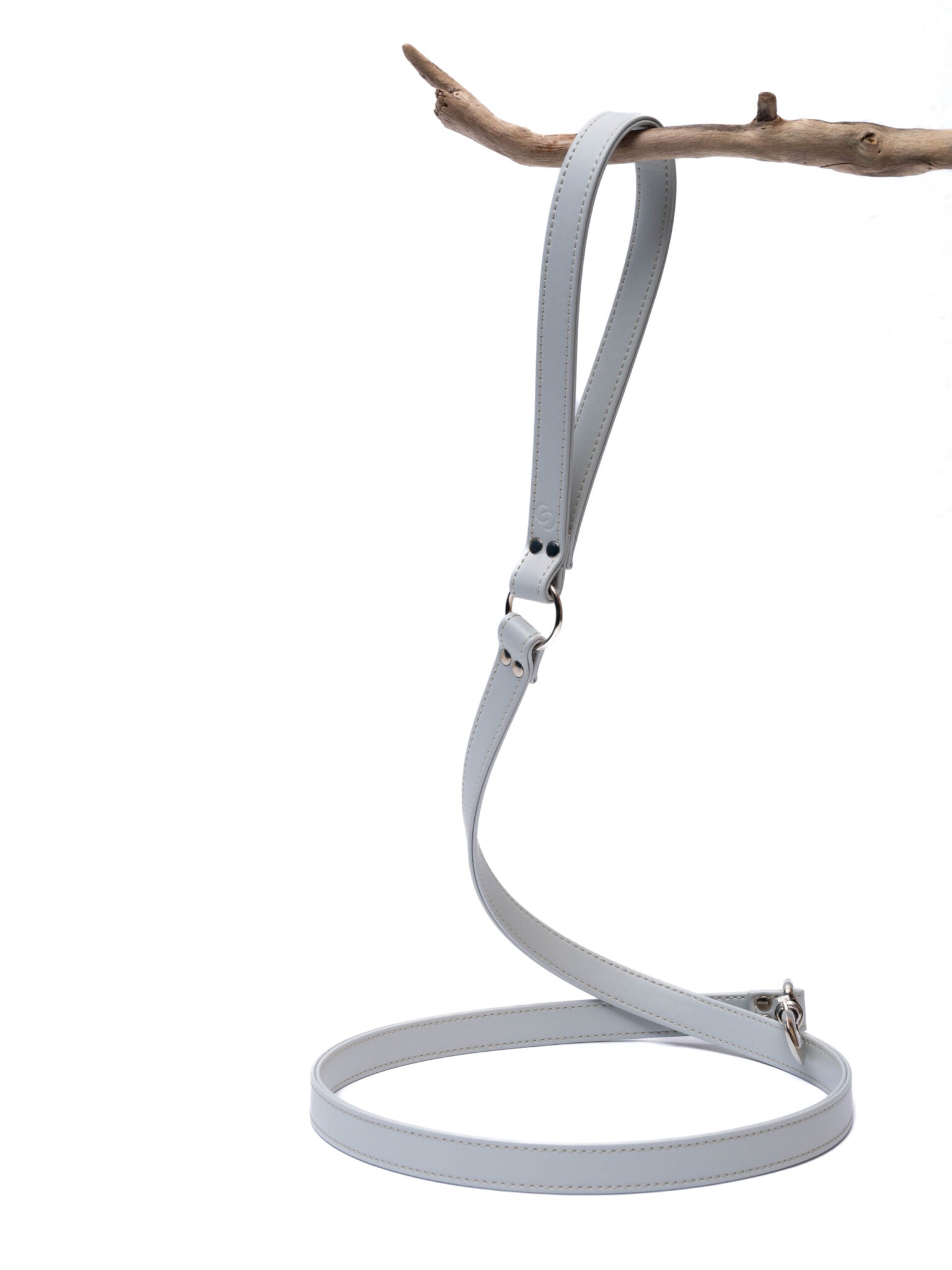 Ice Blue Dog Lead (Vegan Apple Leather) – by Skylos Collective